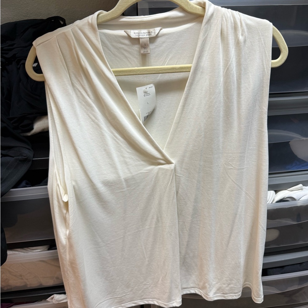 Banana Republic White Sleeveless Blouse
